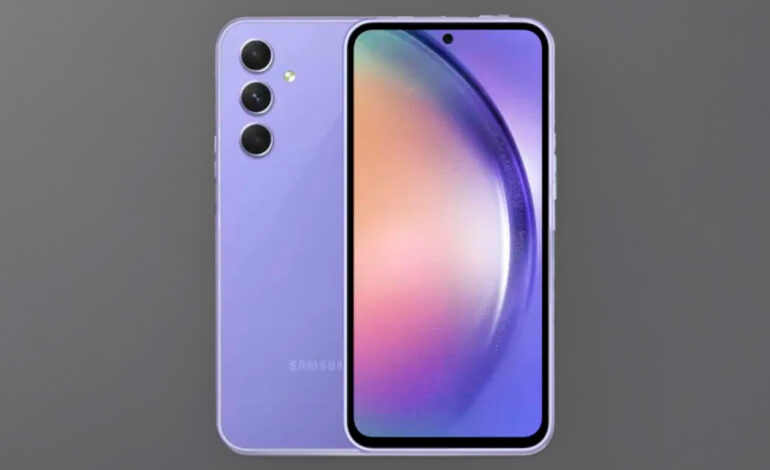 alt=”Smartphone Galaxy A55 em um fundo cinza, imagem frontal do aparelho. Na tela, papel de parede com imagem em forma circular de cor predominate roxa”